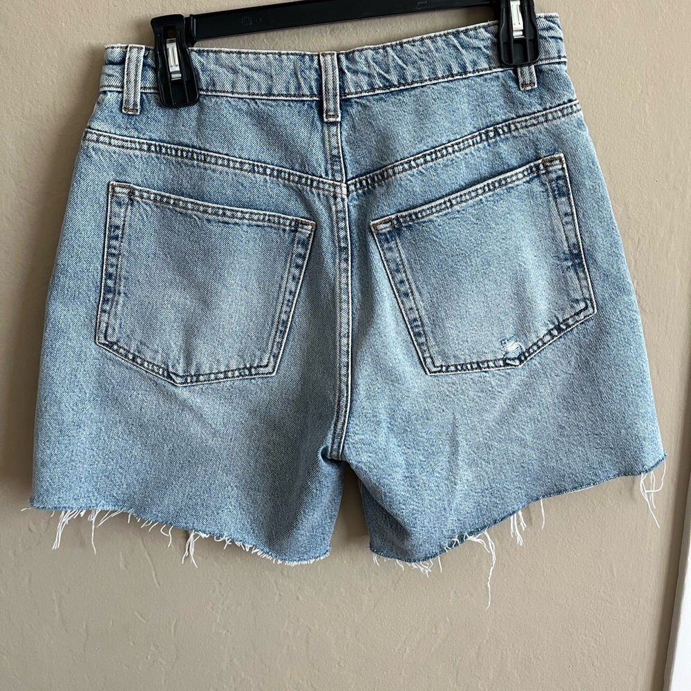 Reformation Raye Mid Rise Relaxed Jean Shorts Size 25 - Picture 3 of 4